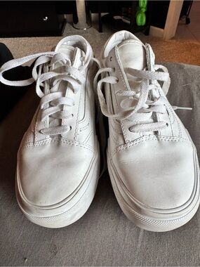Vans White Low-Top Lace-Up Sneakers